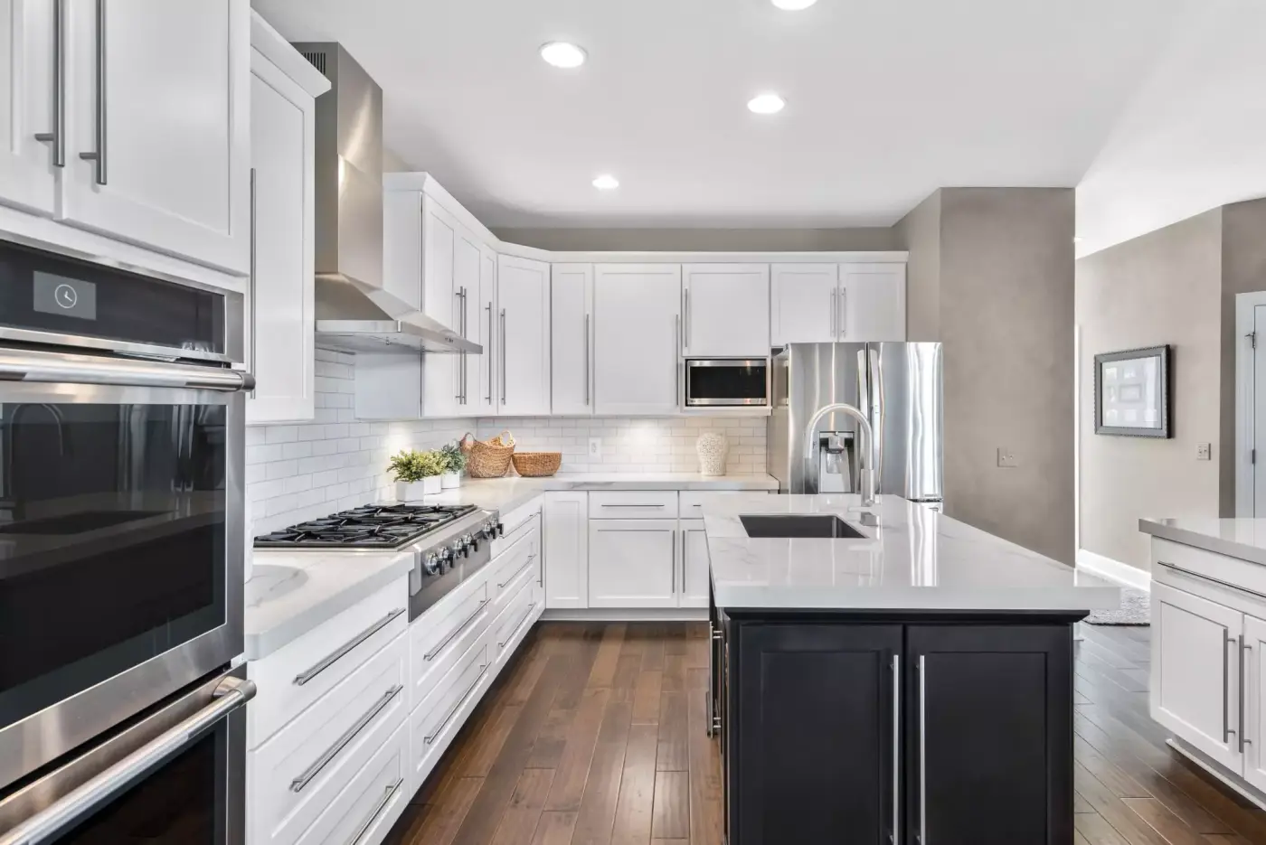 Interior Remodeling Portfolio gallery - cabinet refacing1