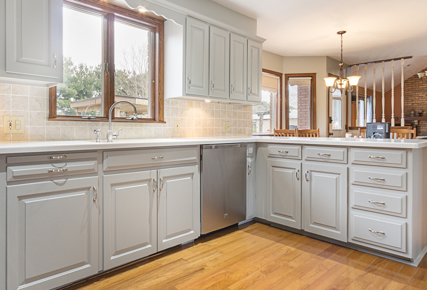 Interior Remodeling Portfolio gallery - cabinet refacing3