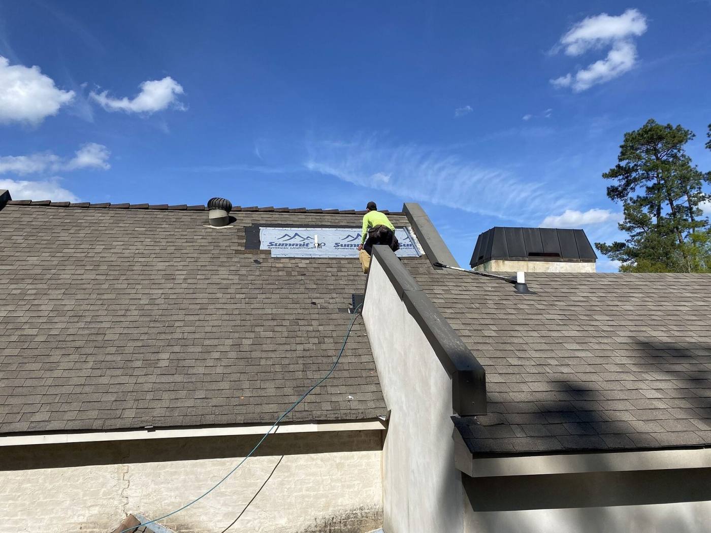 Exterior Remodeling Portfolio gallery - roofing service1