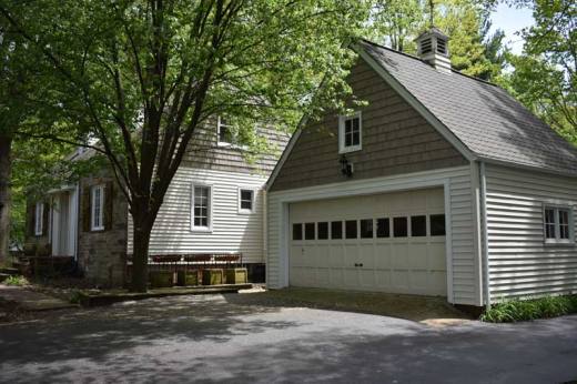 Vinyl Siding gallery image 2 - 002 07 siding cleveland heights after photo 01