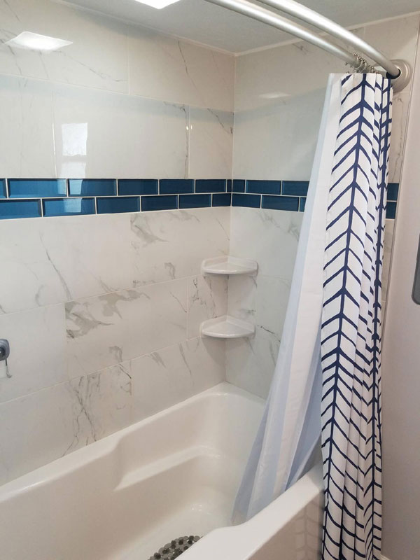 Bathroom Remodeling gallery image 18 - 016 2 IMG 5423