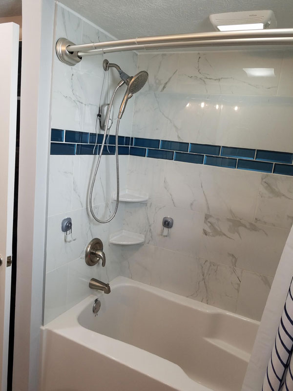 Bathroom Remodeling gallery image 19 - 017 3 IMG 5423
